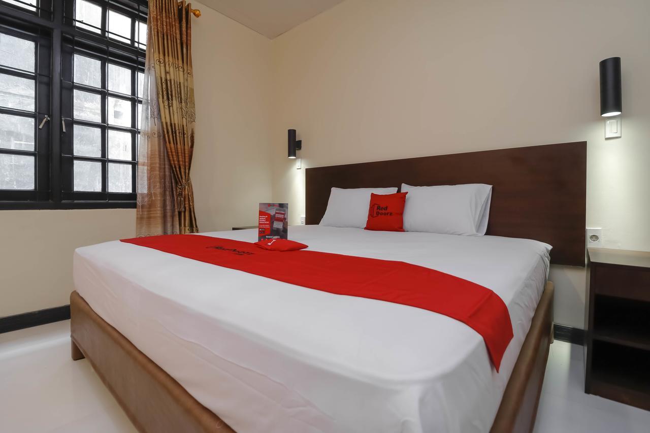 Reddoorz Plus Near Halim Perdanakusuma 2 Jakarta Exteriér fotografie